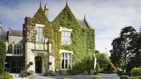 Ballymascanlon Hotel